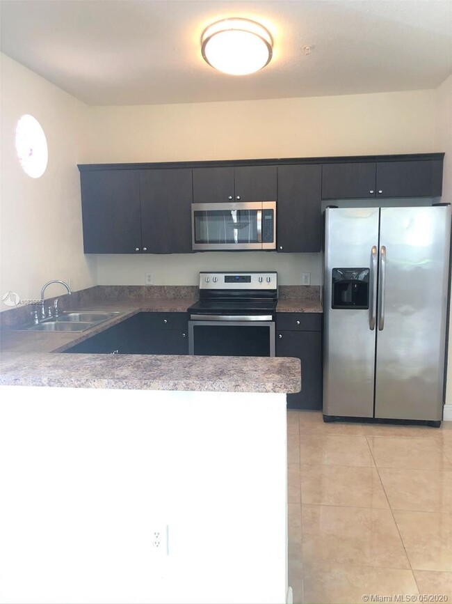 Building Photo - 4351 SW 160th Ave