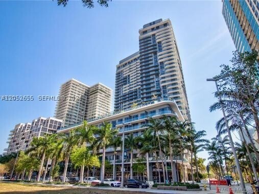 Foto del edificio - 121 NE 34th St