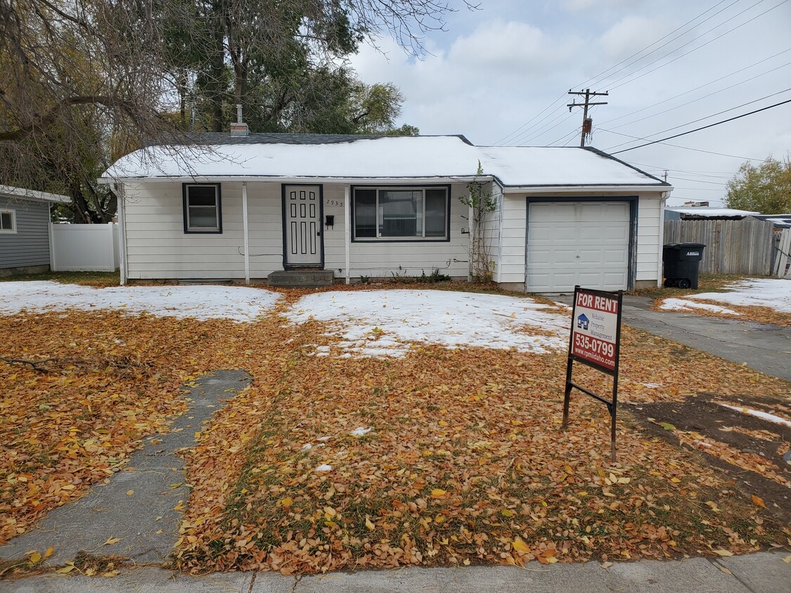 2935 Sawtooth St, Ammon, ID 83406 House Rental in Ammon, ID