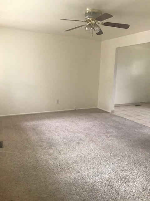 Foto del edificio - 351-353 W. 310 N.