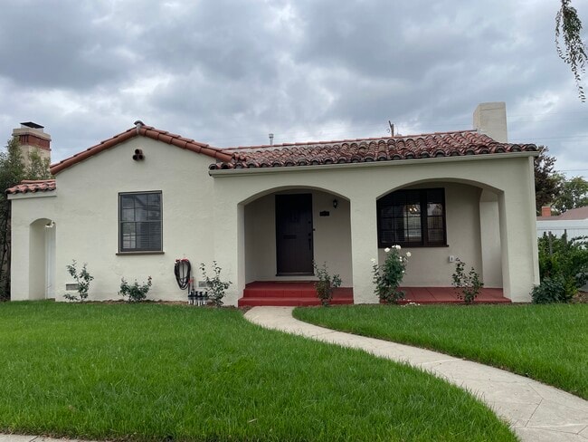 Foto del edificio - 4209 Vinton Ave