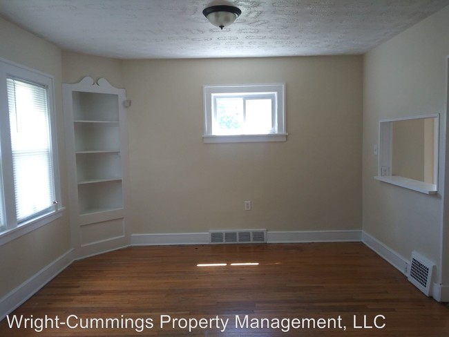 Building Photo - 3 br, 1 bath House - 15804 Raymond