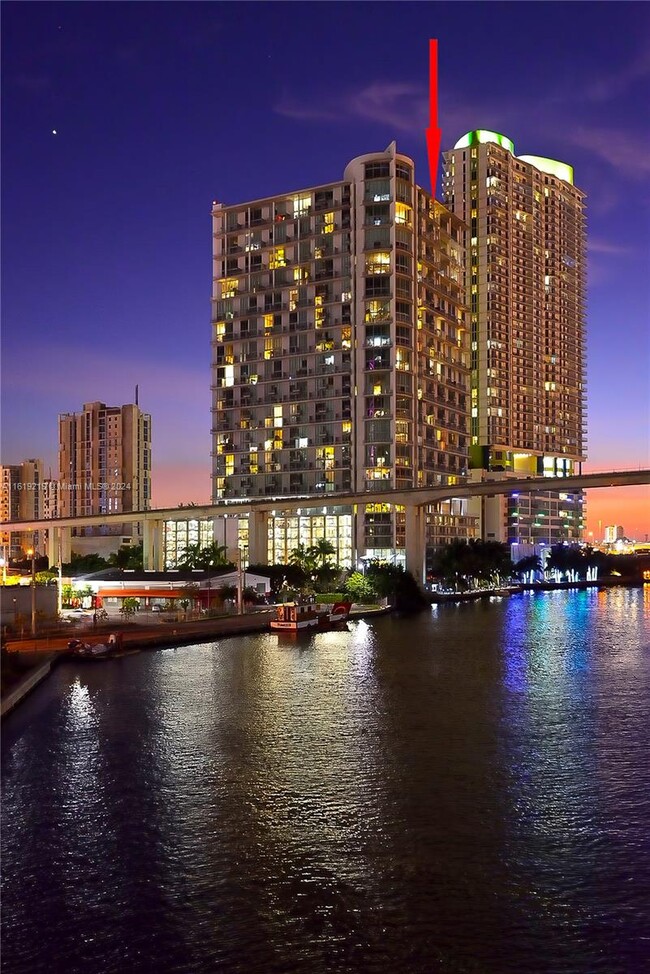 Foto del edificio - 690 SW 1st Ct