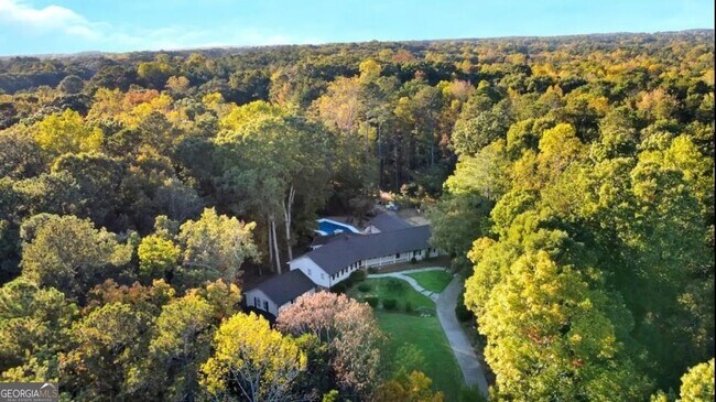 Foto del edificio - 1815 MacLand Woods Dr
