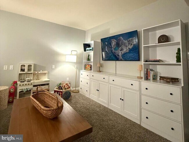 Foto del edificio - 109 Sutcliffe Ln