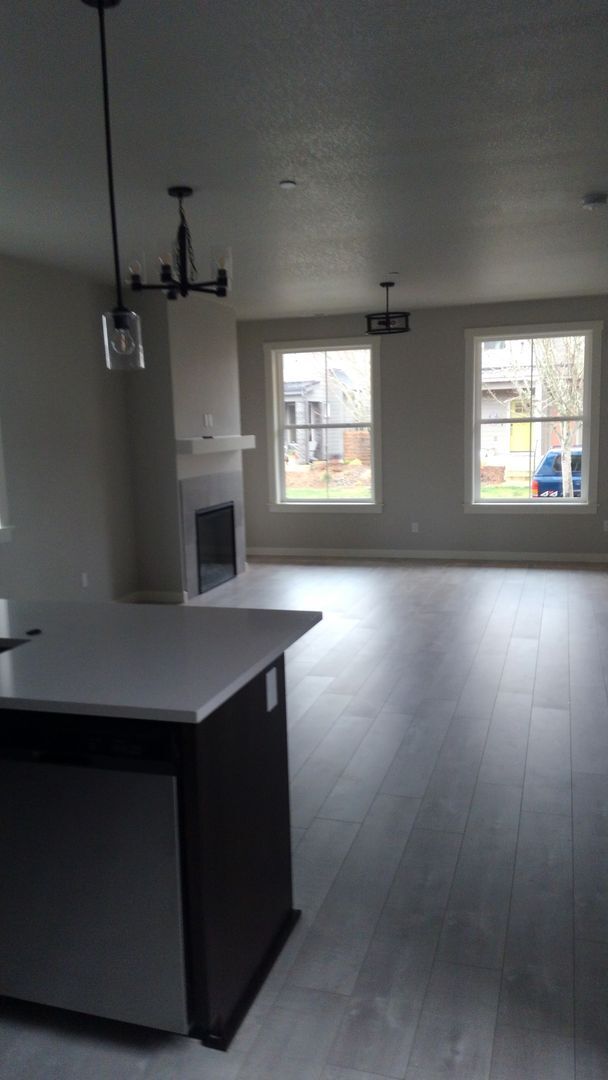 Foto del edificio - Brand new home in SE Salem
