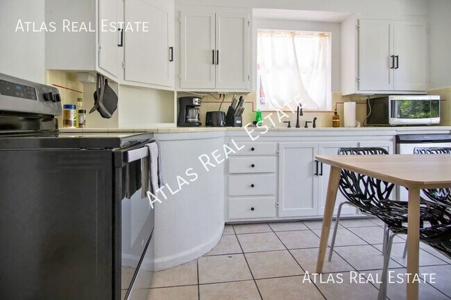 Foto del edificio - Bright Central City 2bd/1ba Unit in Well M...