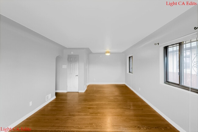 Building Photo - 3580 Hudson St