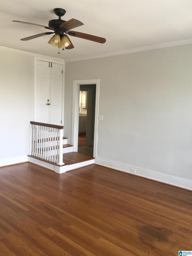 Building Photo - 1412 Smolian Pl