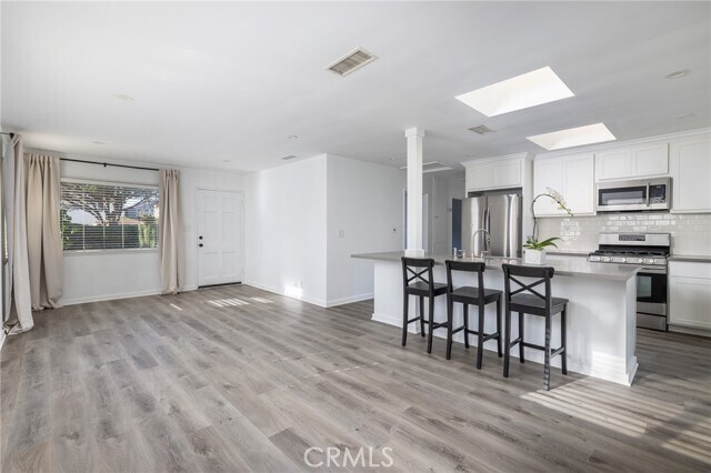 Foto del edificio - 524 Tustin Ave