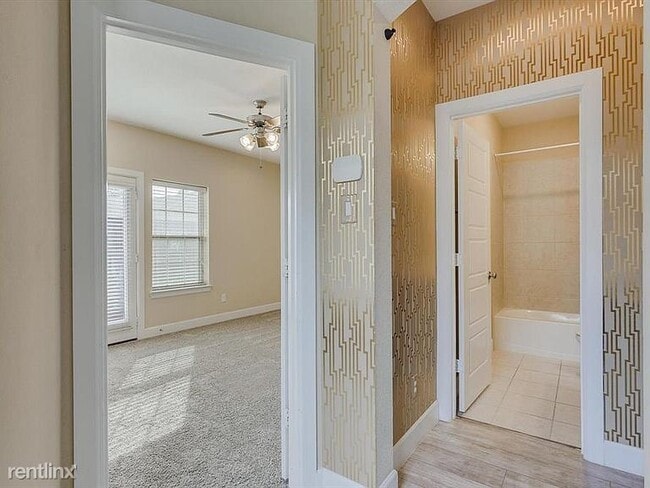 Building Photo - 3 br, 3 bath House - 5876 Orion Pl