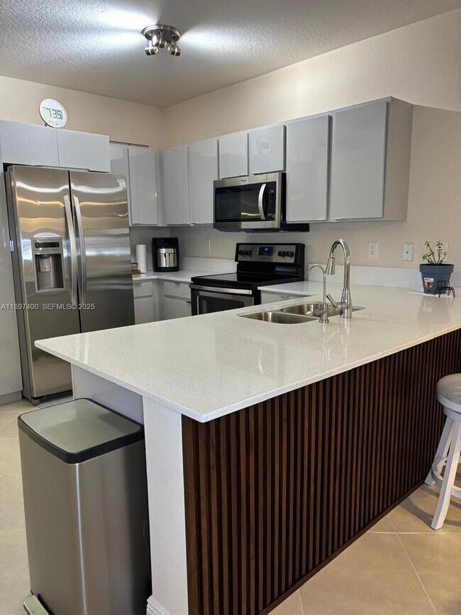 Foto del edificio - 3310 Palomino Dr