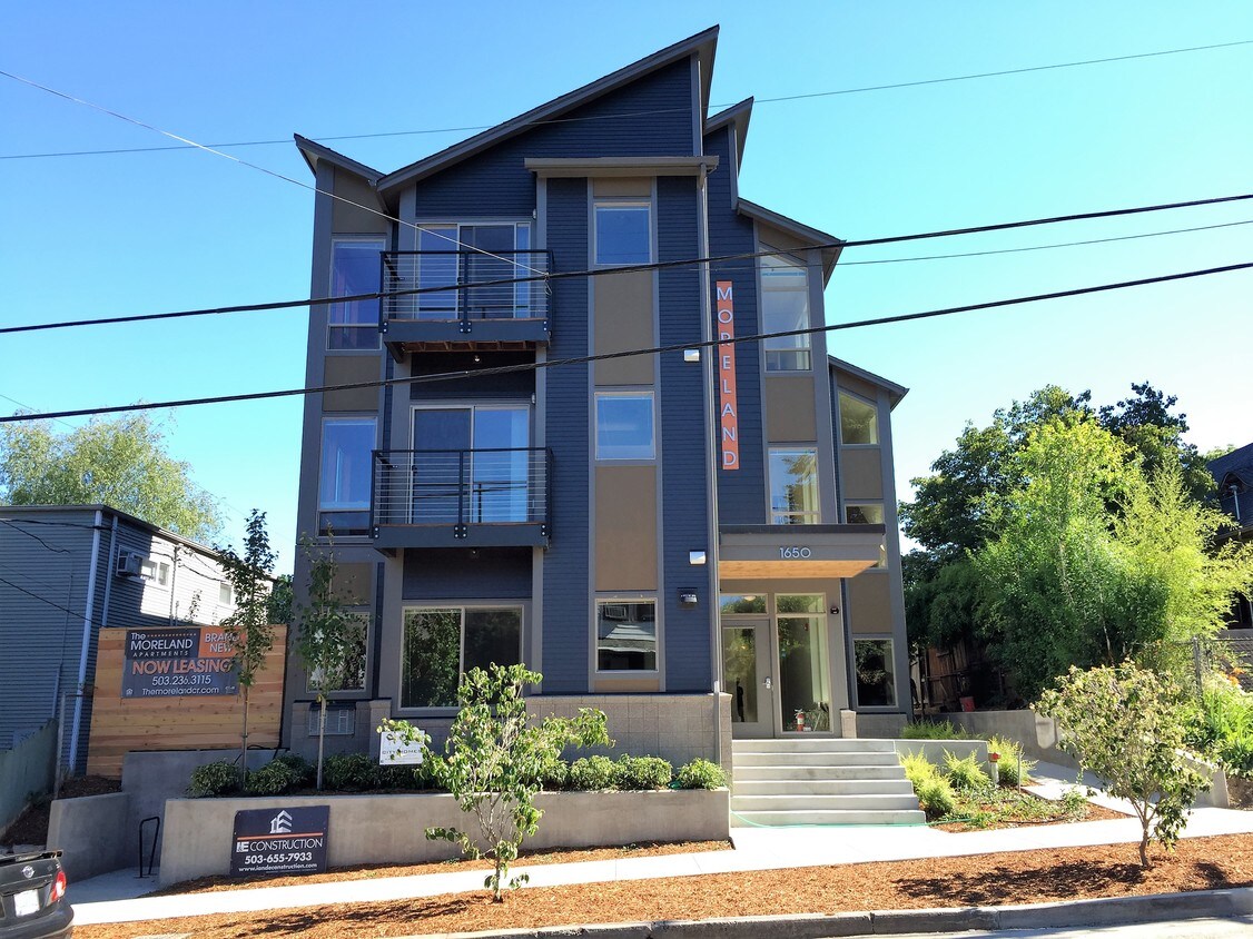 Foto principal - 1650 SE Harold St