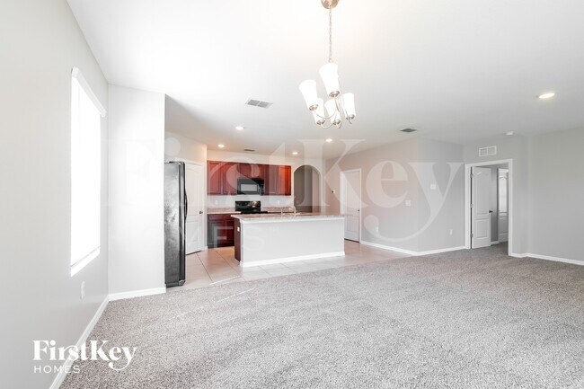 Building Photo - 107 Fall Glo Rd