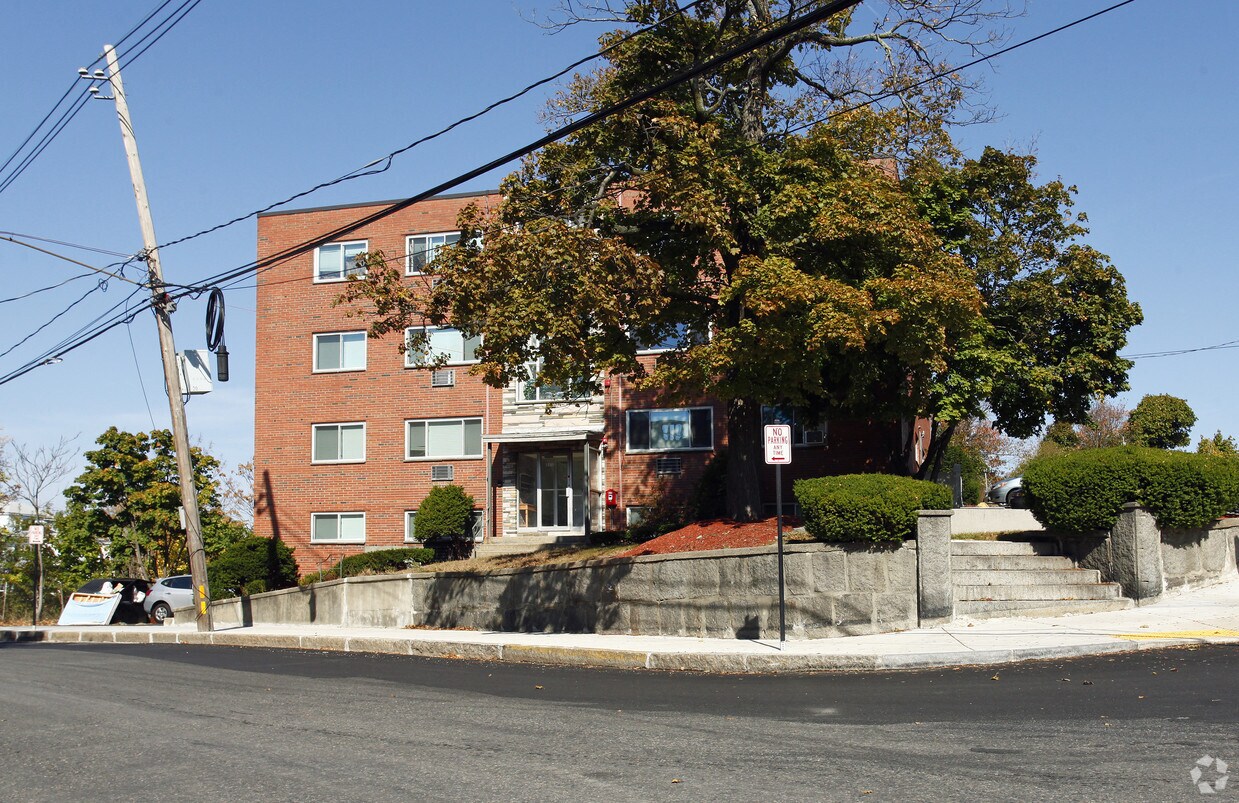 Building Photo - 309 Washington Ave