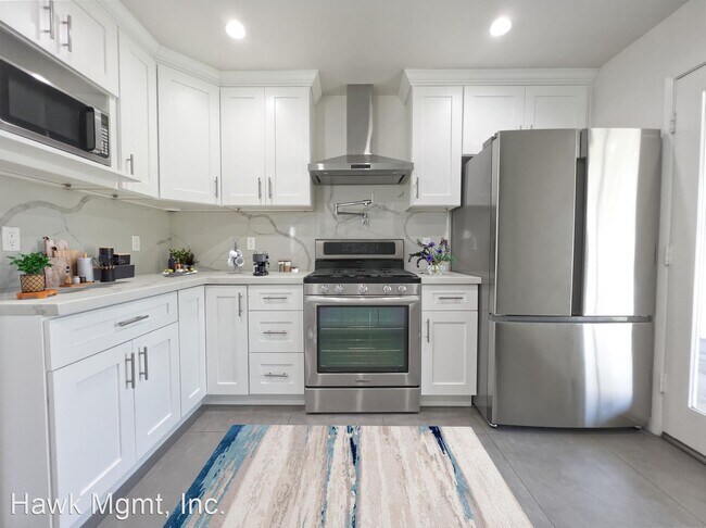 Building Photo - 3 br, 2 bath House - 22844 Cantlay St.