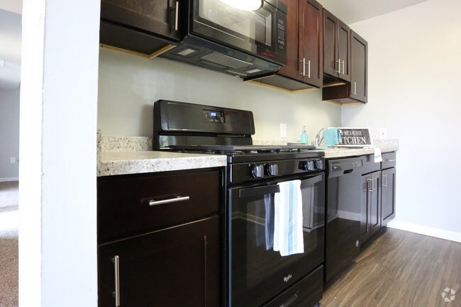 Building Photo - Capital Pointe Apartments