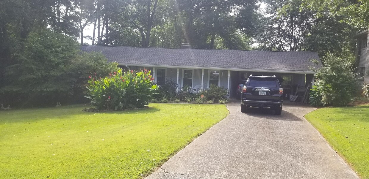 Primary Photo - 1115 Clydedale Dr