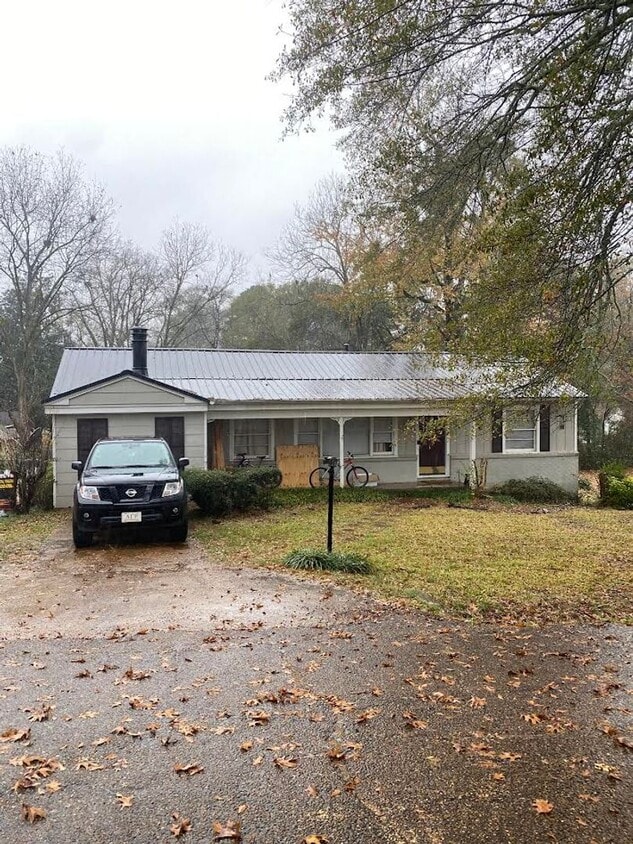 Photo - 219 Santa Anita Dr (Starkville, MS)