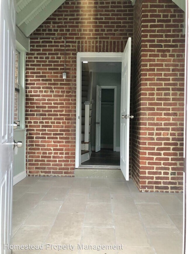 Foto del edificio - 4 br, 1.5 bath House - 1110 Sterling Ave