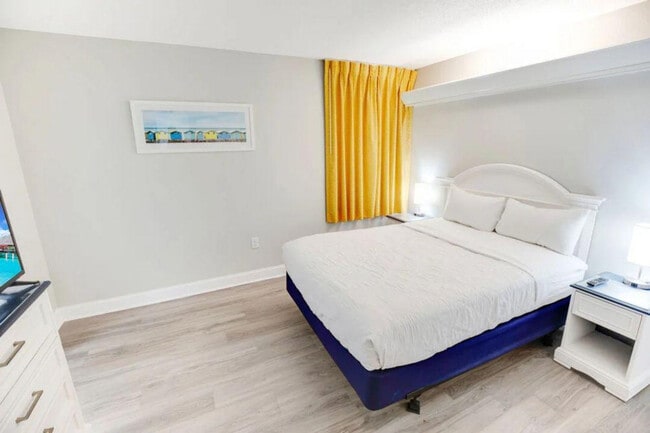 Foto del edificio - 1700 N Ocean Blvd