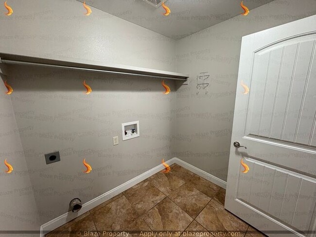 Building Photo - Charming Corner Lot Home in Desirable City...