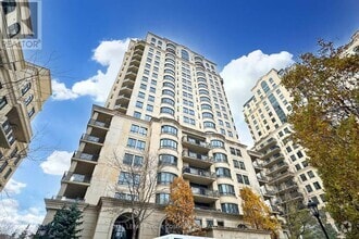 Building Photo - 662-6662 Sheppard Ave E