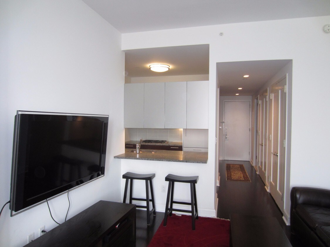 Foto principal - 100 Riverside Blvd