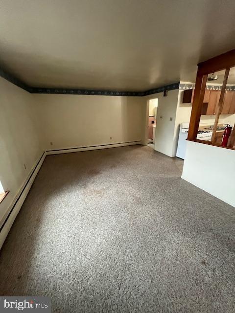 Foto del edificio - 10 Railroad Ave