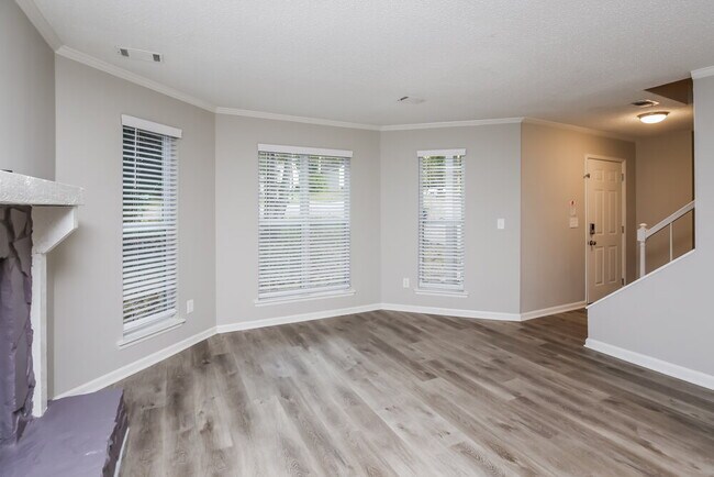 Foto del edificio - 3730 Rhoanoke Ct