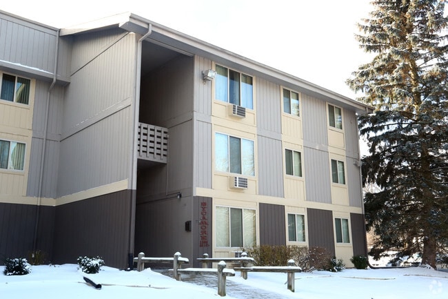 Building Photo - Sycamore Apartments