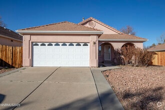 Building Photo - 135 Spring Ridge Dr