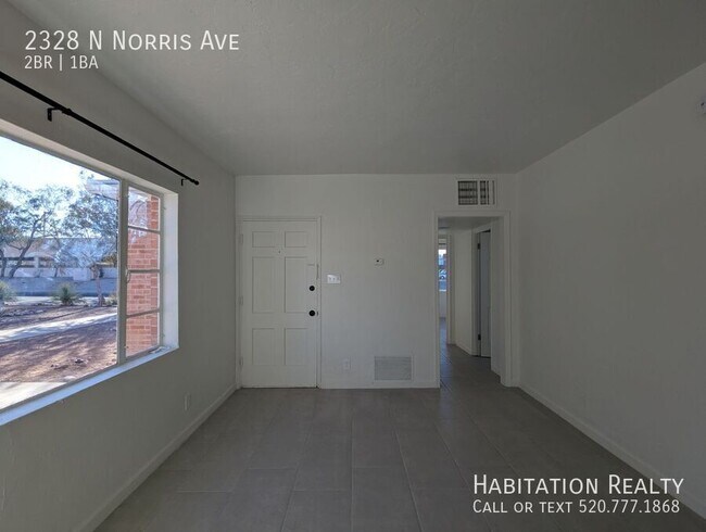 Foto del edificio - 2328 N Norris Ave