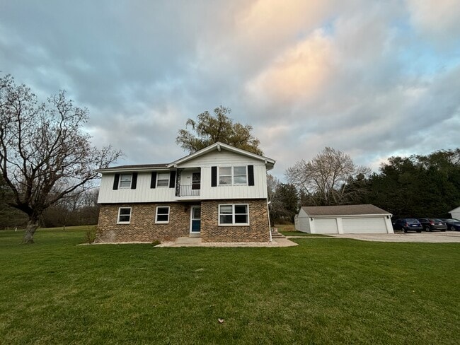 Foto del edificio - 2950 N 184th St