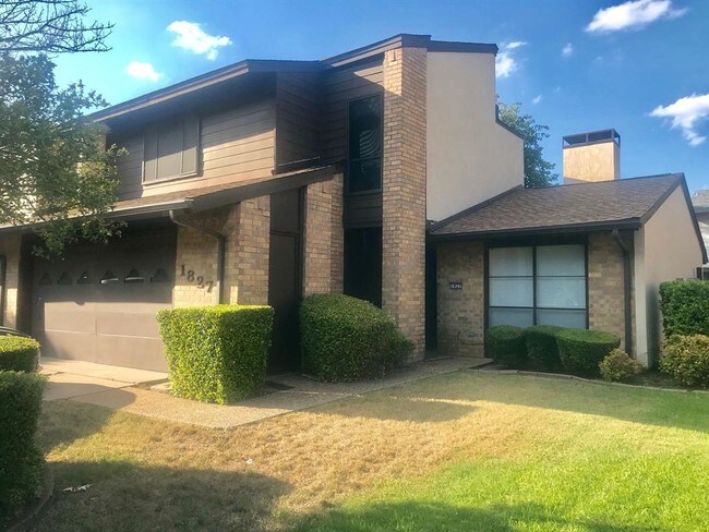 Building Photo - 1827 Highbrook Ct
