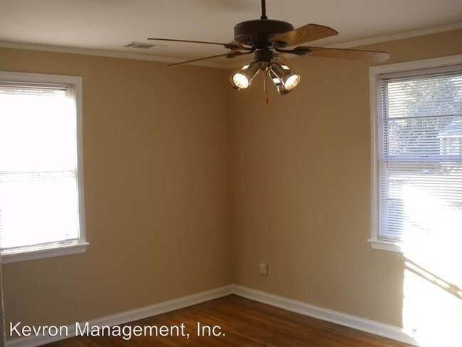 Building Photo - 3 br, 1 bath House - 4415 Zelda Lane