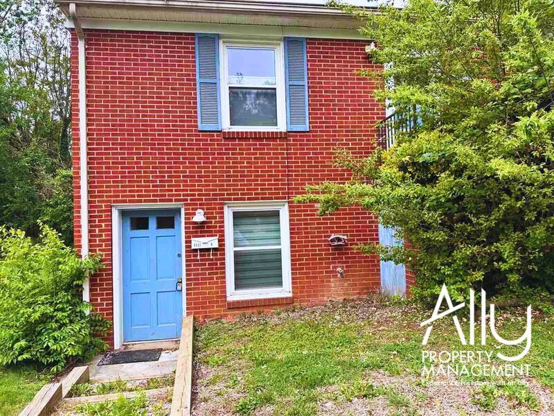 1312 River Rd Unit B, Charlottesville, VA 22901 Condo for Rent in