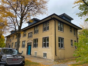 Building Photo - 14950 Stoepel St