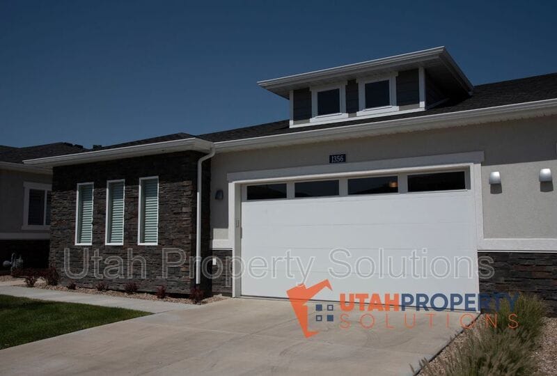 Primary Photo - 1356 Stewart Falls Dr