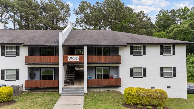 Exterior Front - Welcome to Donovan Place – Boutique Living...