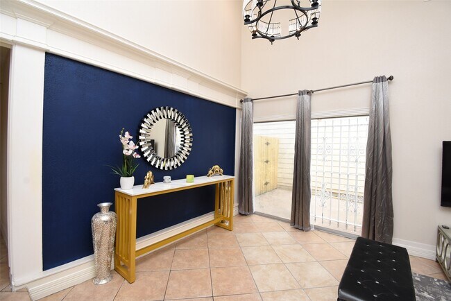 Foto del edificio - 7726 Miller Glen Ln