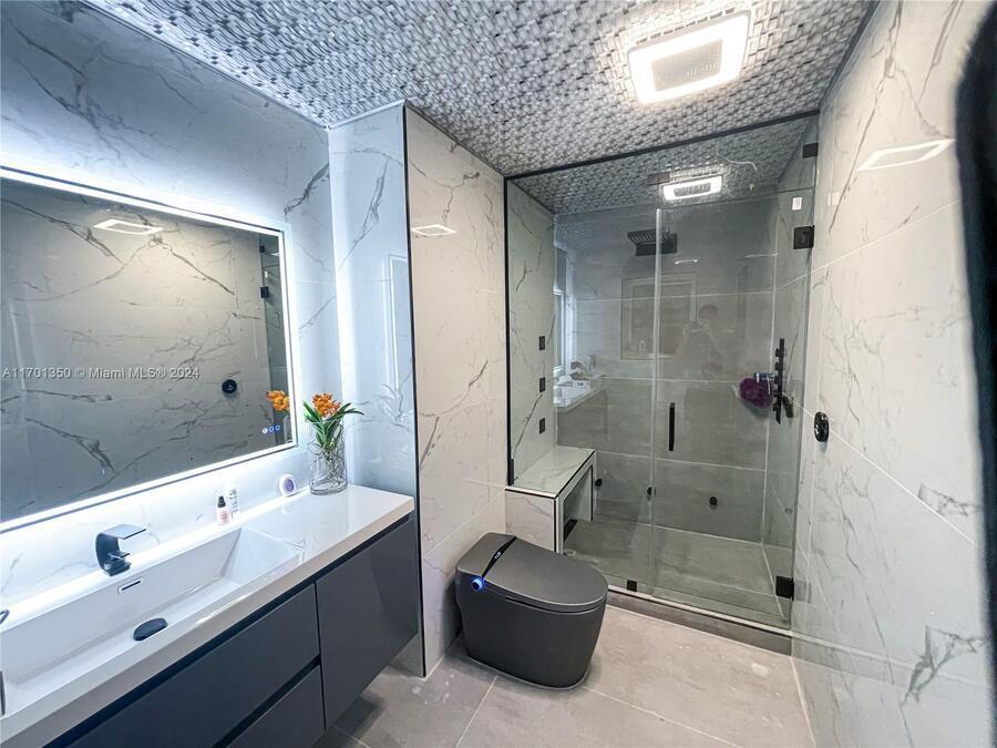 Foto principal - 2260 NE 62nd St