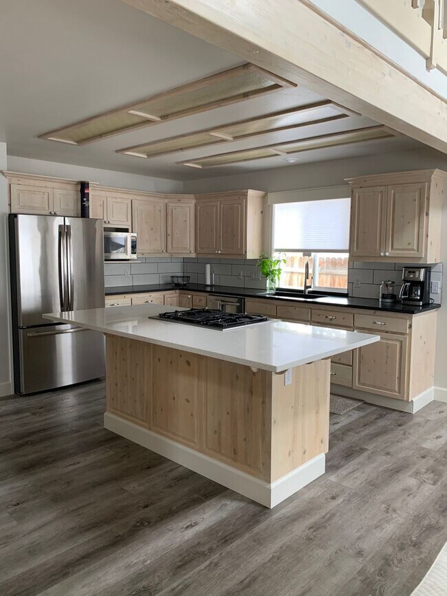 Foto del edificio - Updated Home in Oldmill