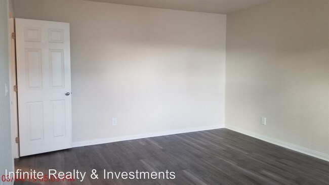 Foto del edificio - 3 br, 2.5 bath House - 283 Woodland Moss Road