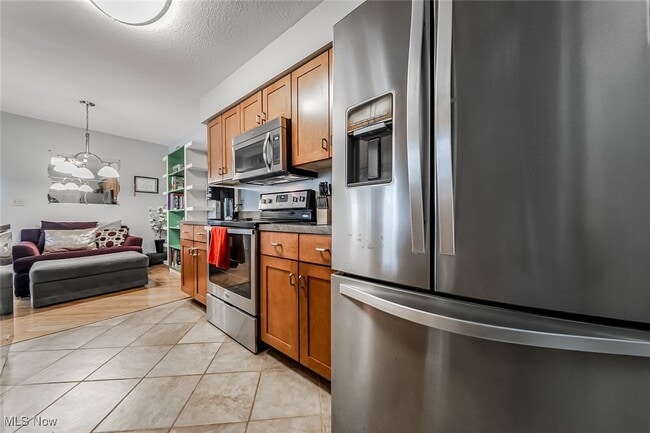 Building Photo - 22586 Lenox Dr