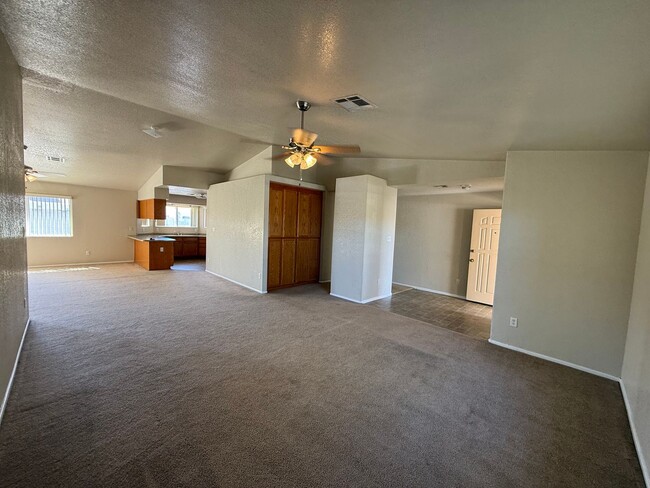 Building Photo - MOUNTAIN VIEW for RENT!