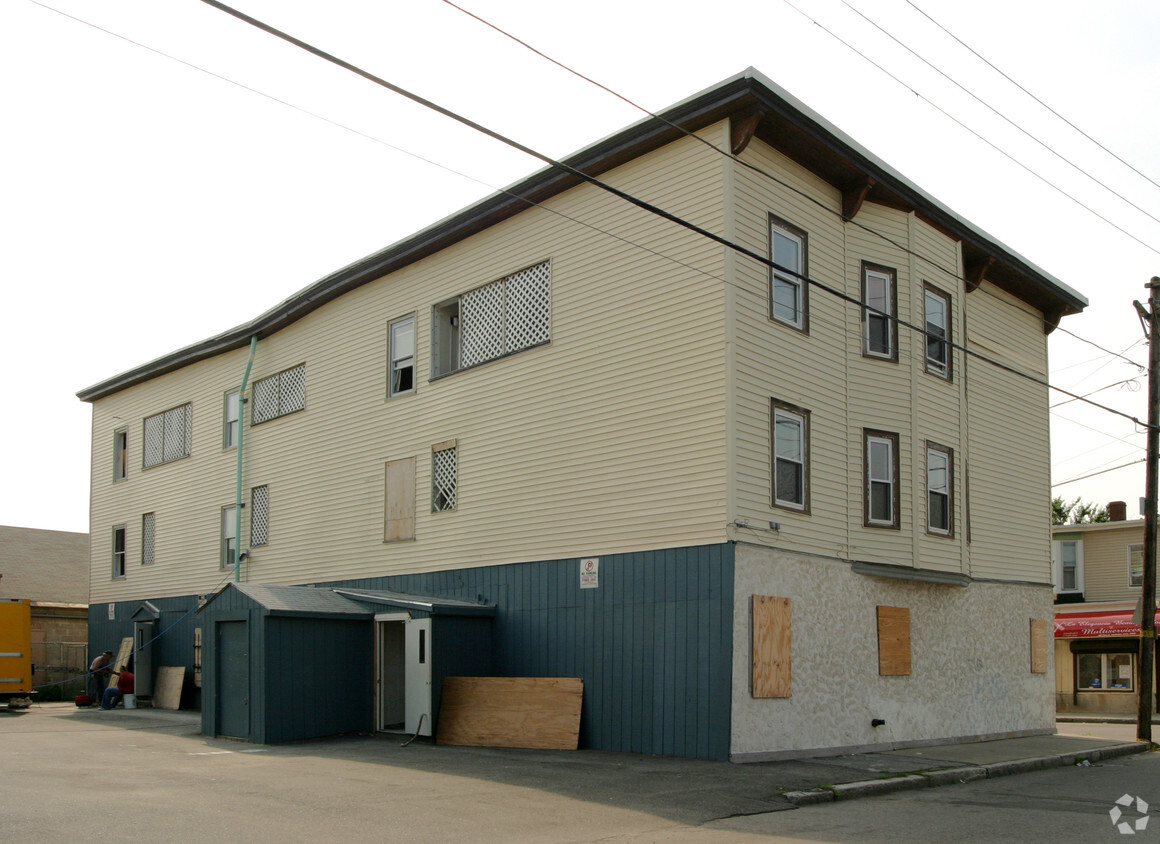 Building Photo - 279-289 Park St