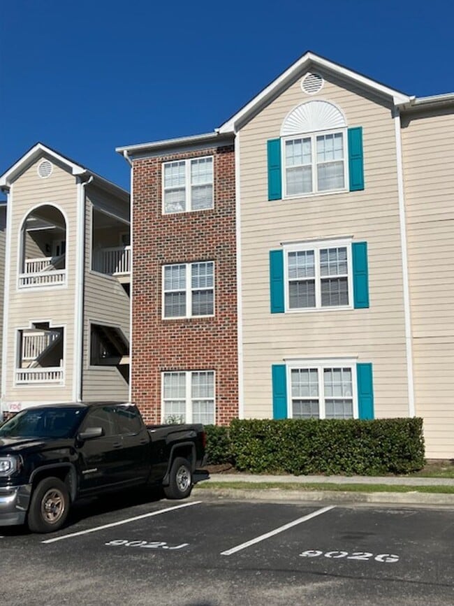 Building Photo - 904 Litchfield Way