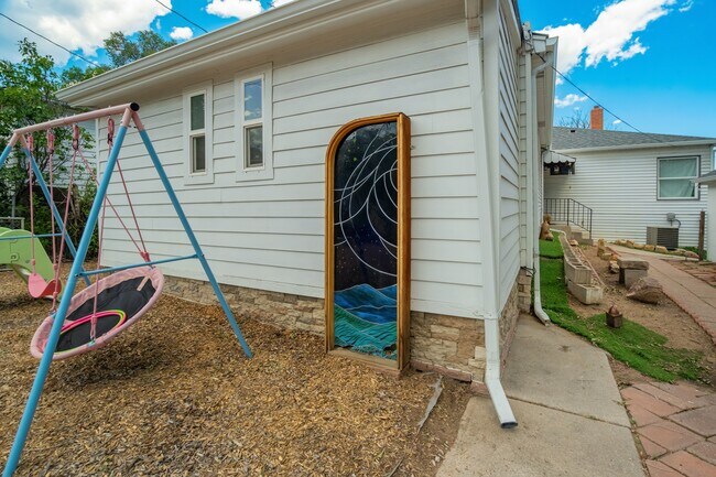 Foto del edificio - 515 W San Miguel St