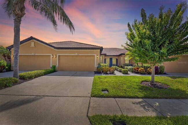 Building Photo - 5845 Sunset Falls Dr